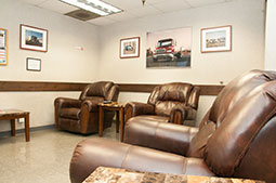 One more view of the driver's lounge in the waiting area at Fresno Truck Center